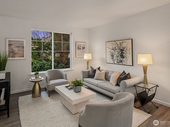 4th image of 21120 Meridian Place W