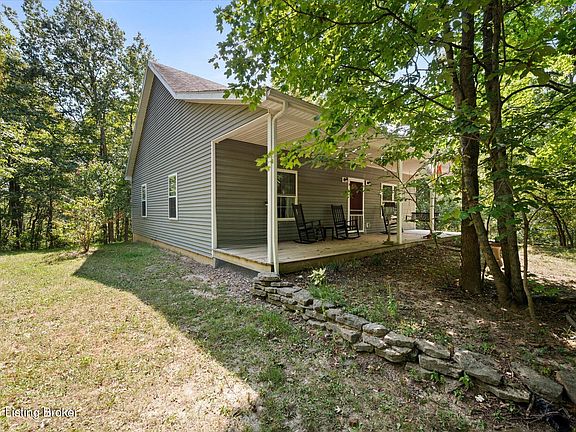 3rd image of 2693 Bells Ridge Rd