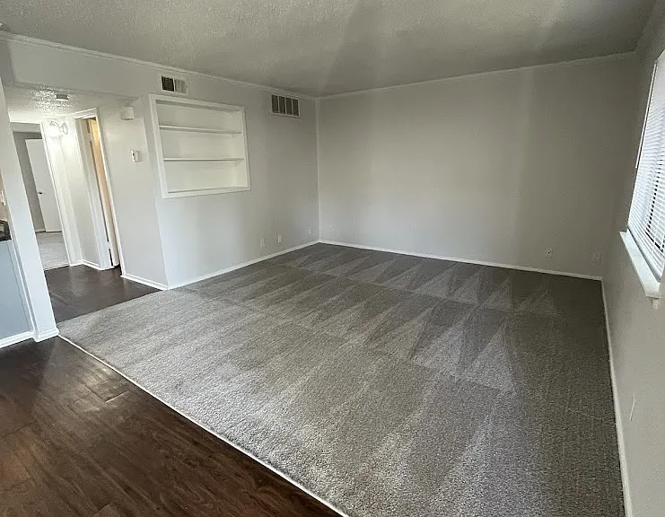 Juniper Springs Apartments — Photo 41