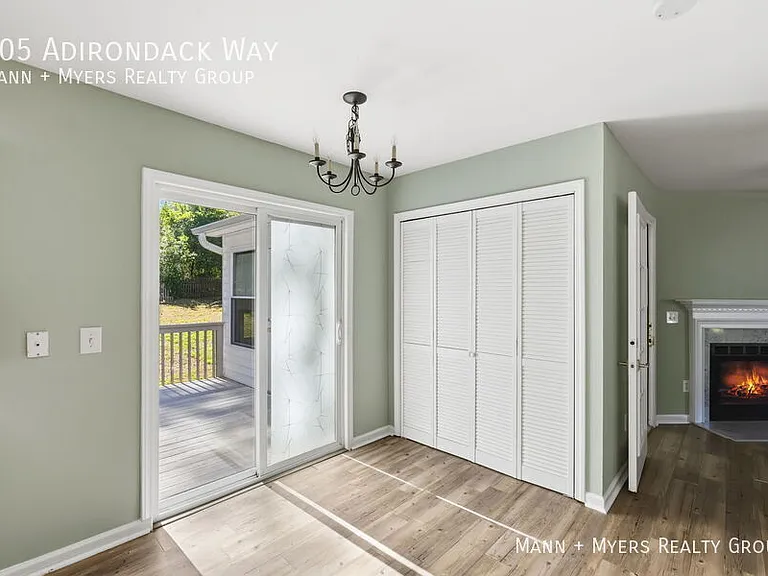 305 Adirondack Way — Photo 25