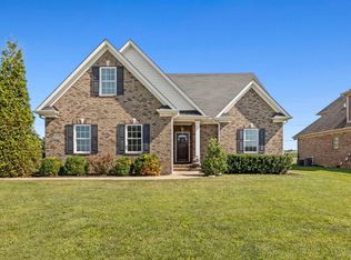 1210 Beaumont Dr, Bowling Green, KY 42104