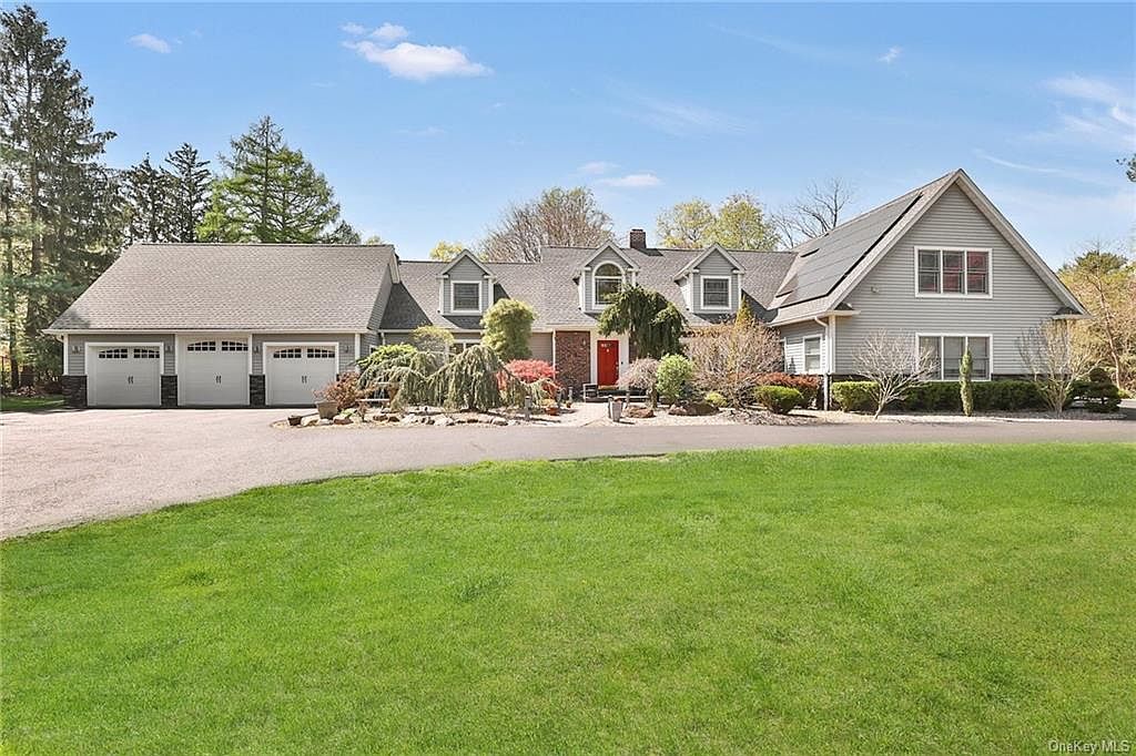 346 Strawtown Road, New City, NY 10956 Zillow