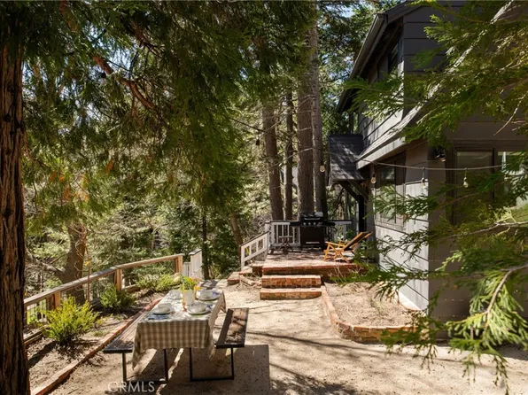 28989 Palisades Dr, Lake Arrowhead, CA 92352