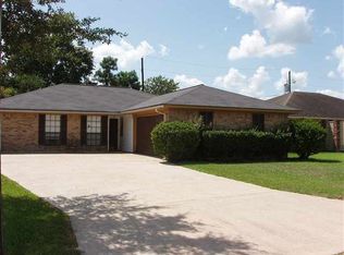 1117 Briarmeadow Dr, Beaumont, TX 77706