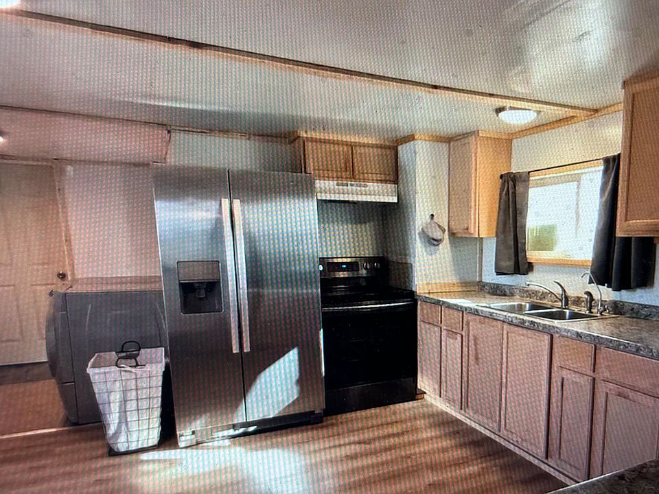 1st image of 429 Paseo Real Dr