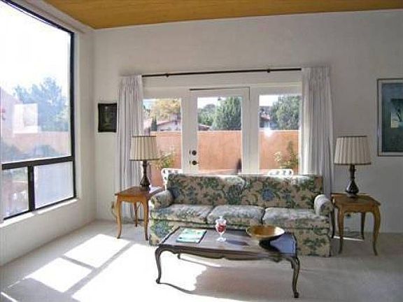 Light & Bright Great Room
