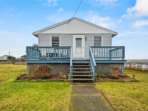 16 Arbeth Ave, Wakefield, RI 02879