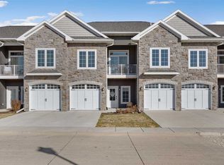 2881 Blue Sage Dr #B, Coralville, IA 52241