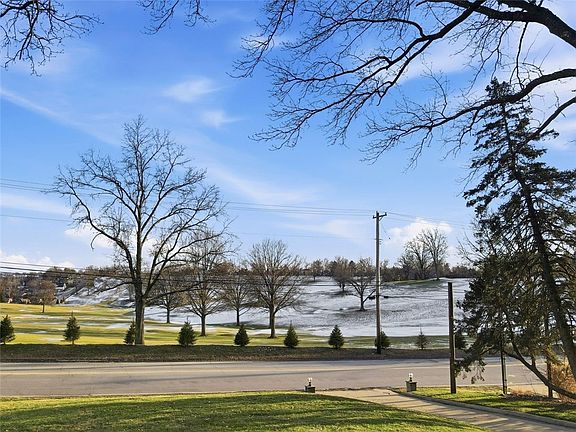 2nd image of 4430 Brownsville Rd