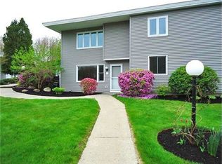 11 Sandpiper Cove Rd, Scarborough, ME 04074