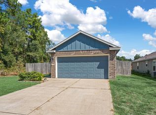 12912 Lake Conroe Bay Rd, Willis, TX 77318