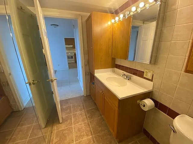 5225 Pooks Hill Rd #1528N — Photo 6