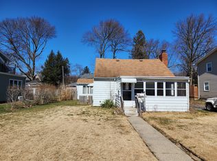760 The Parkway St, Jackson, MI