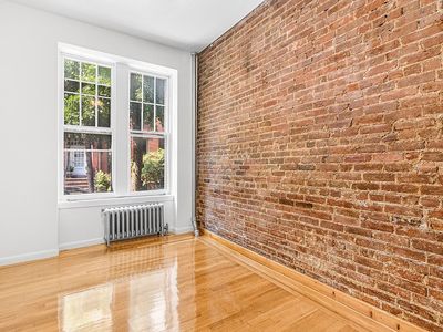 28 Perry St APT 1E, New York, NY, 10014