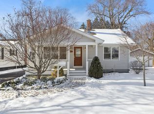 5552 Webster St, Downers Grove, IL 60516