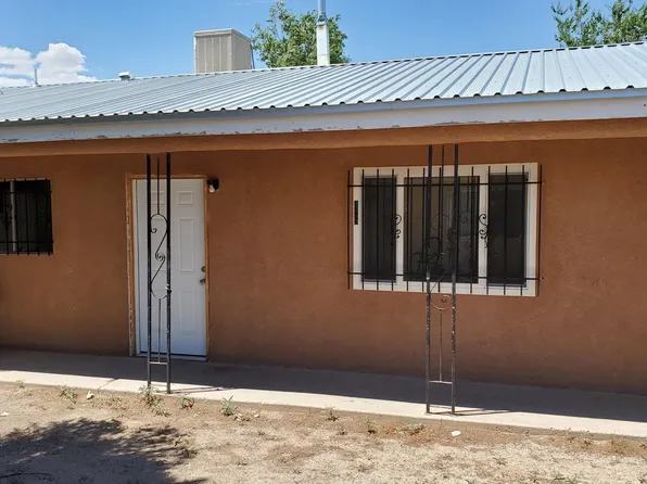 425 Grove St SE, Albuquerque, NM 87108