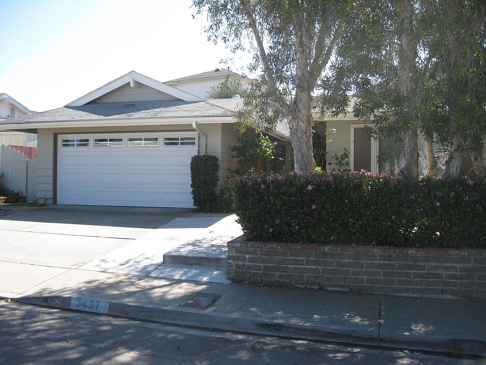2nd image of 3437 Park West Ln