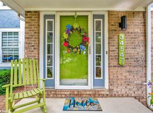 34547 Clearview Cir, Sterling Heights, MI