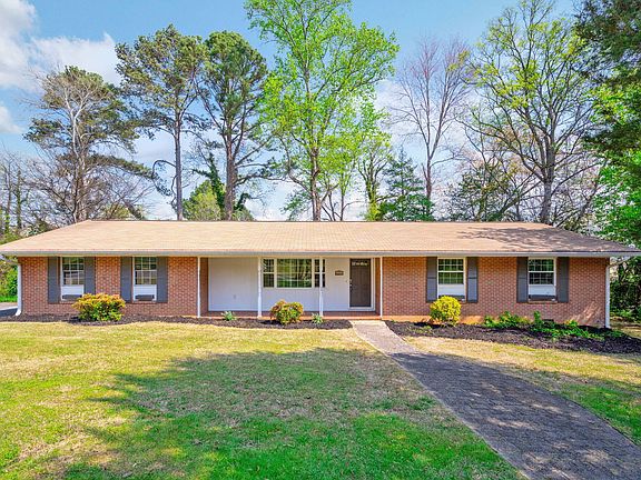 2nd image of 6505 Pine Manor Dr