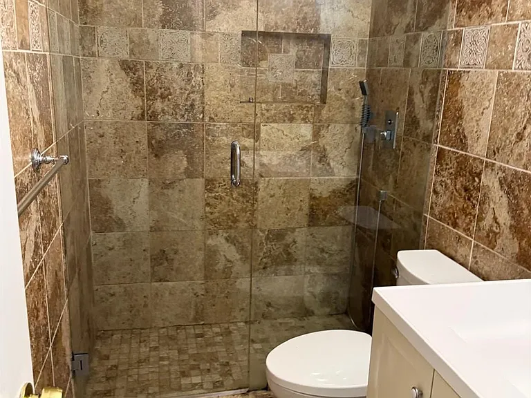 1216 Periwinkle Pl — Photo 5