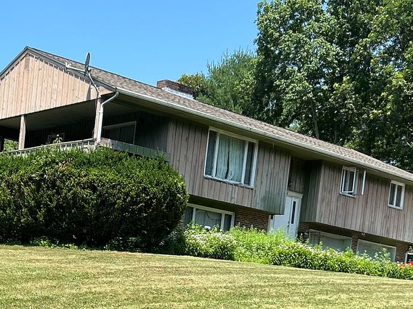 49 Lathrop Ave