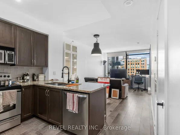 438 King St W #1119, Toronto, ON M5V 3T9