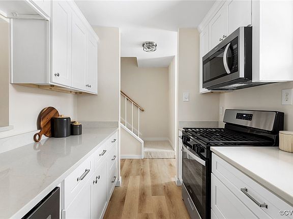 5th image of 11814 S Briar Patch Dr