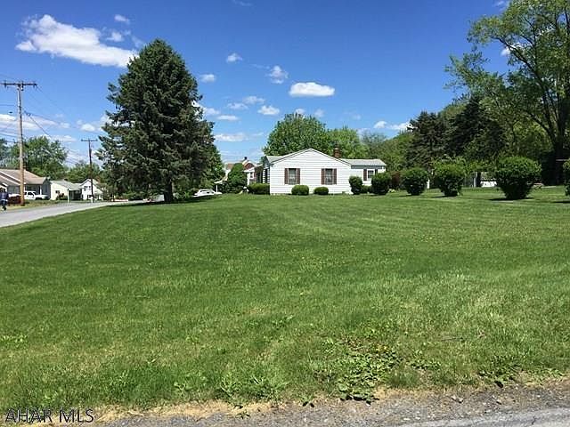 2nd image of 115 Colfelt Ln