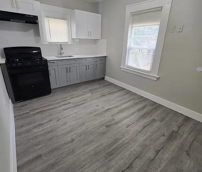 148-150 Norwood St #1B — Photo 4