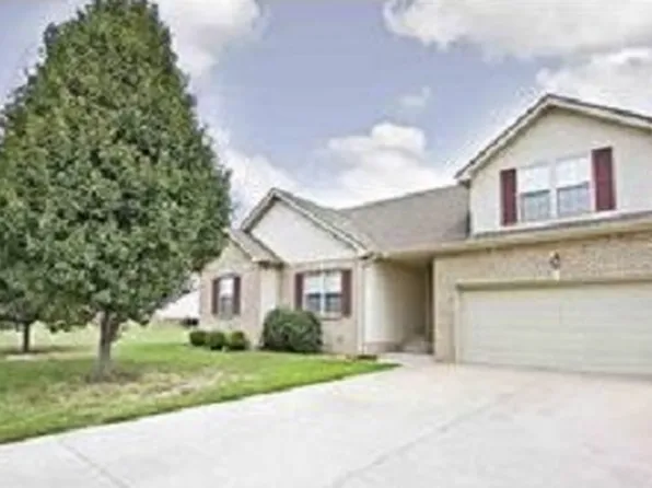 3705 Wheatfield Ln, Clarksville, TN 37040