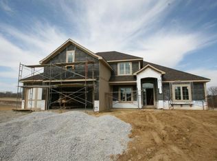 4604 Montebella Dr, Riverside, MO 64150