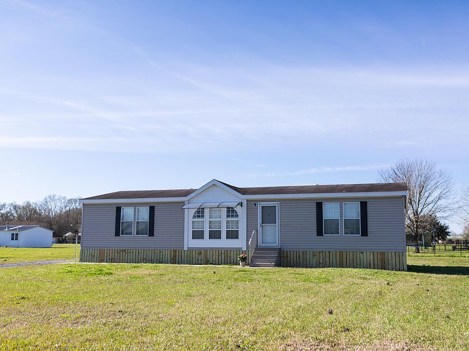 1st image of 140 Nelson G Ln