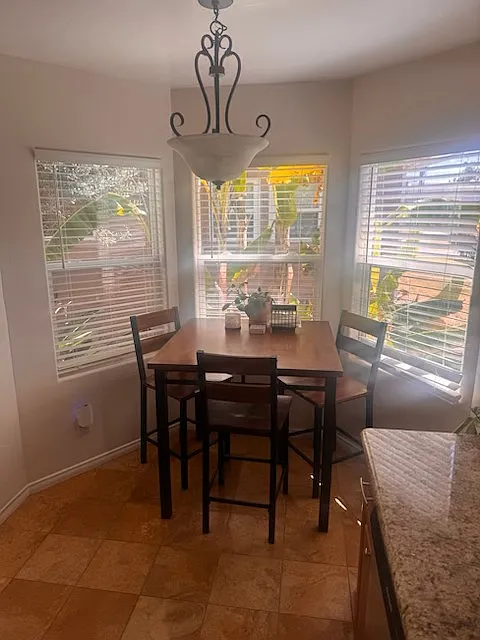 2 bed, 750 sqft, $3,200 — Photo 2