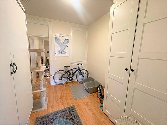 5th image of 593 Park Pl APT 3R