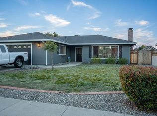 2040 Cerra Vista Dr, Hollister, CA