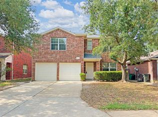 17627 S Summit Canyon Dr, Houston, TX 77095