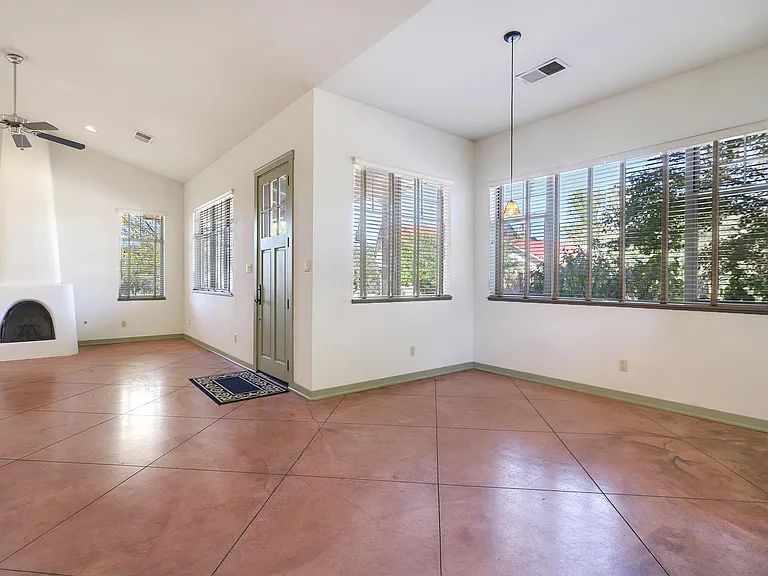 1852 Griegos Rd NW — Photo 3