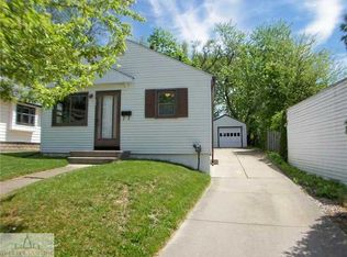 908 Mahlon St, Lansing, MI 48906