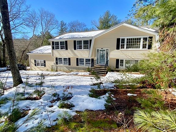 2nd image of 15 Thatcher Rd