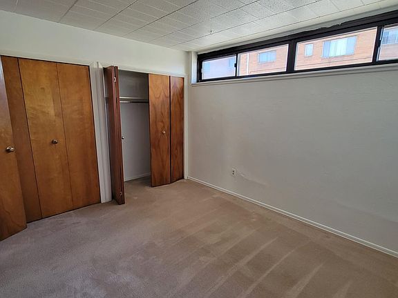 3rd image of 50 N Fremont Ave #469f943d9
