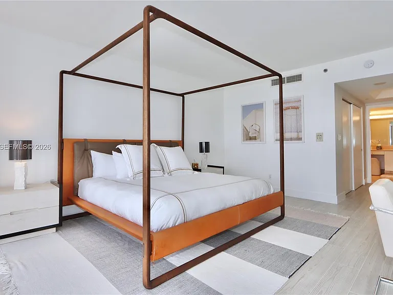 7000 Island Blvd #2605 — Photo 8