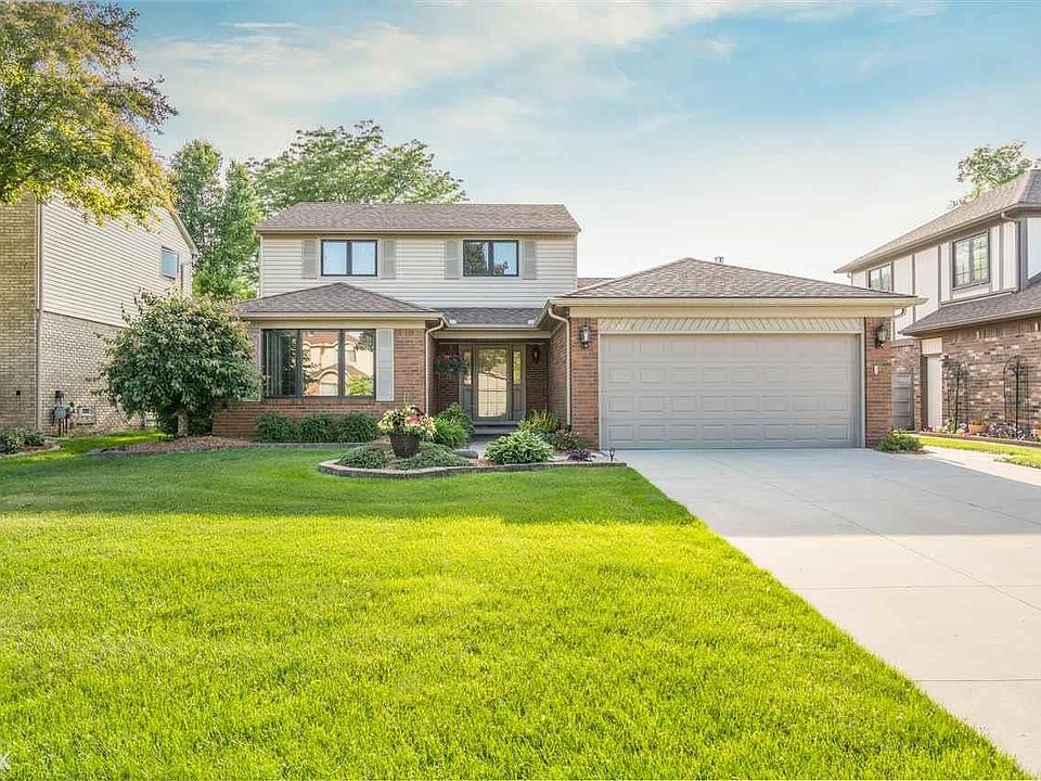 1st image of 42239 Fulton Ct