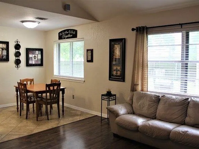 420 Oyster Creek Ct — Photo 10