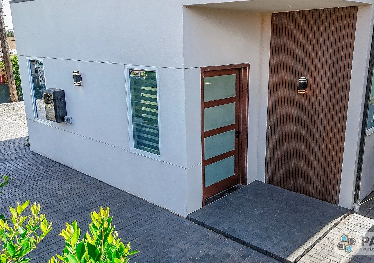 Newly Built Solar-Powered Home! — Photo 2