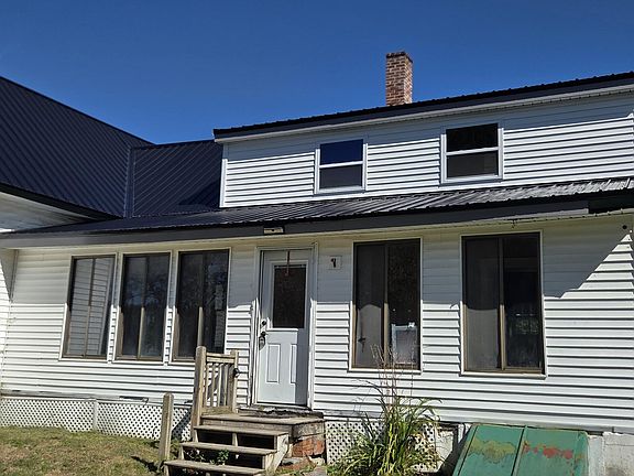 2nd image of 271 Oxbow Road