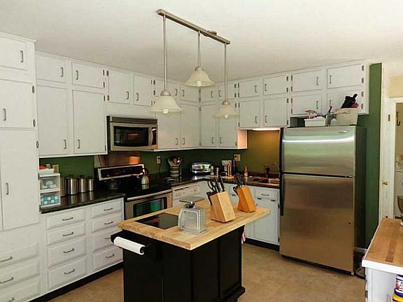 4th image of 640 W Santee Dr