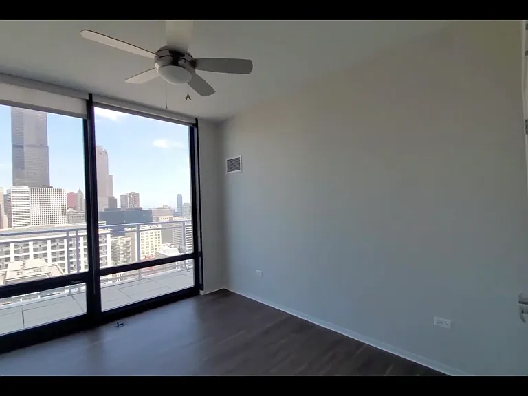 700 W Quincy St #3302 — Photo 9
