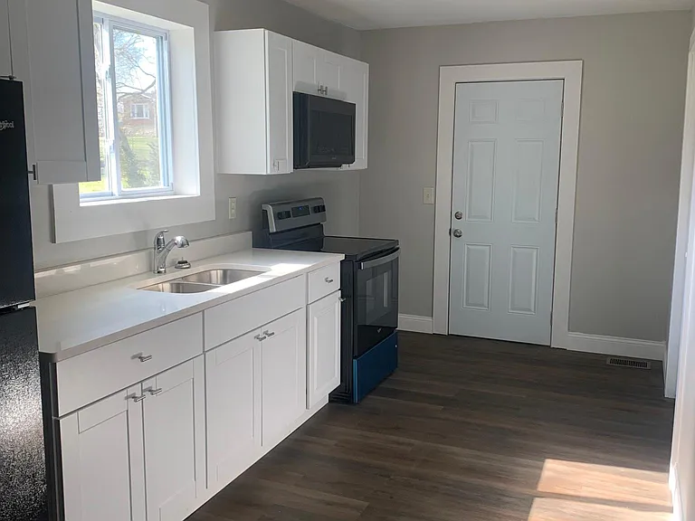 505 Haynes St #B — Photo 12