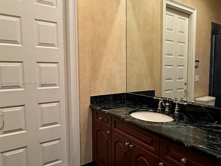 891 Captiva Dr — Photo 20