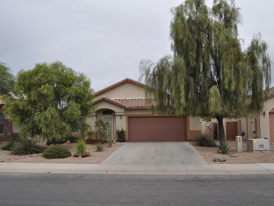 2nd image of 44000 W Windrose Dr
